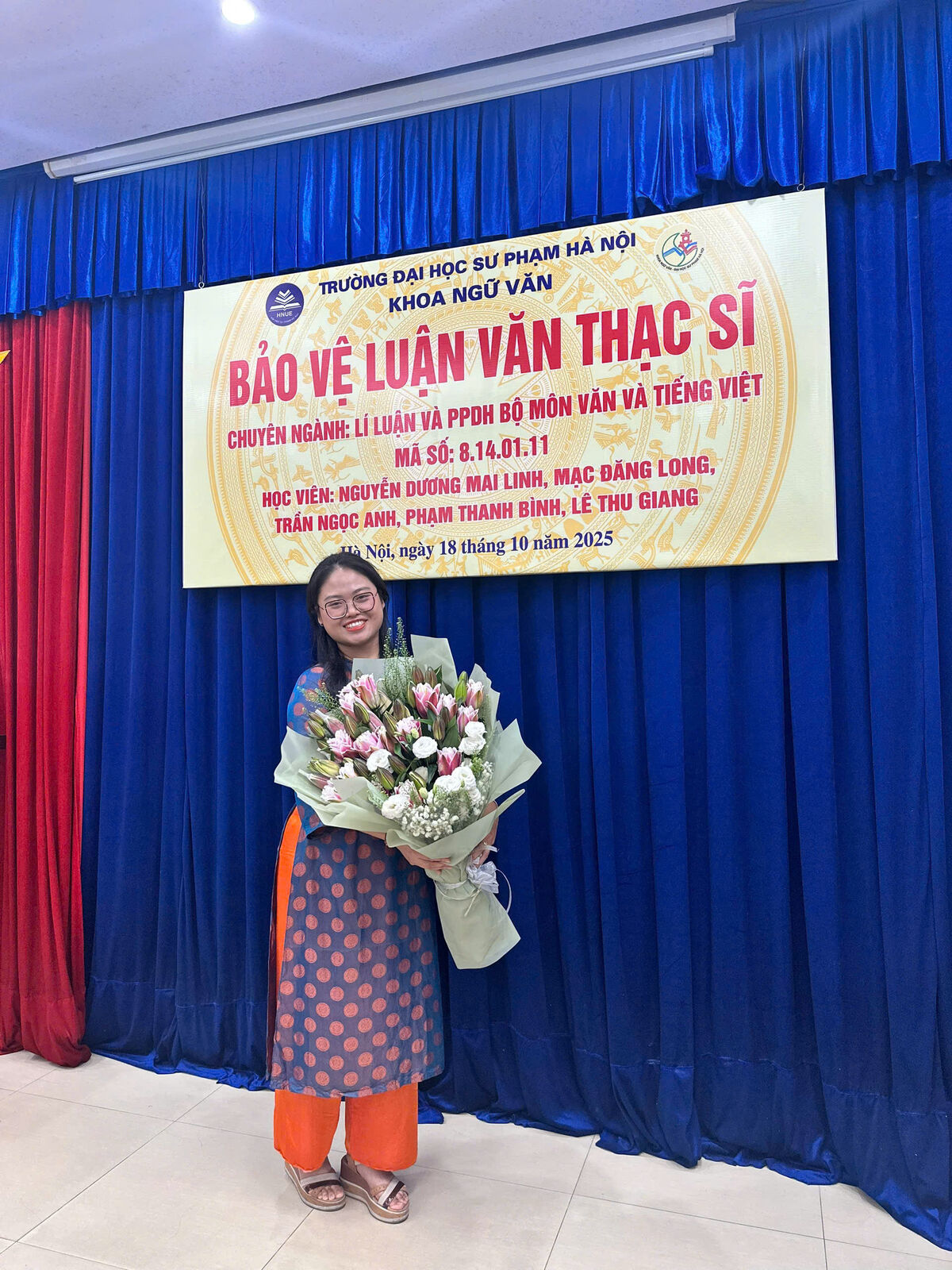 Cô Bình tại buổi bảo vệ luận văn Thạc sĩ